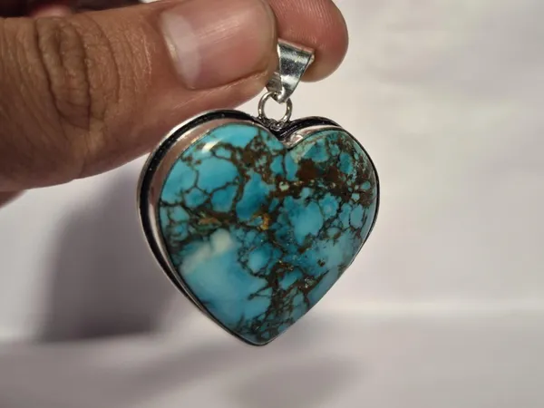 Sky_Blue_Turquoise_Stone_Heart_Shaped_Pendant_For_Men