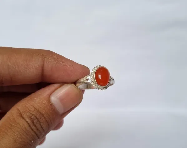 Red_Agate_Silver-Plated_Yemeni_Aqeeq_Ring_For_Ladies,_Women_Aqeeq_Ring