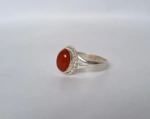 Red_Agate_Silver-Plated_Yemeni_Aqeeq_Ring_For_Ladies,_Women_Aqeeq_Ring
