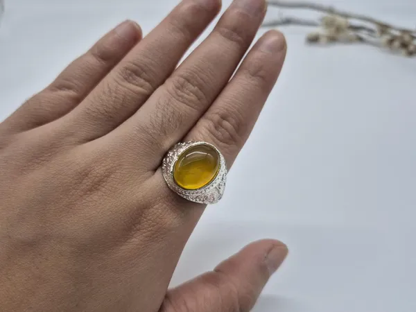 Islamic_Aqeeq_(Agate)_Ring,_Islamic_Ring,_ALI_Ring,_aqeeq,_Yellow_Aqeeq_Ring,_Islamic_Jewelry,_Natural_Aqeeq_Ring,_Muslim_Ring,_Agate
