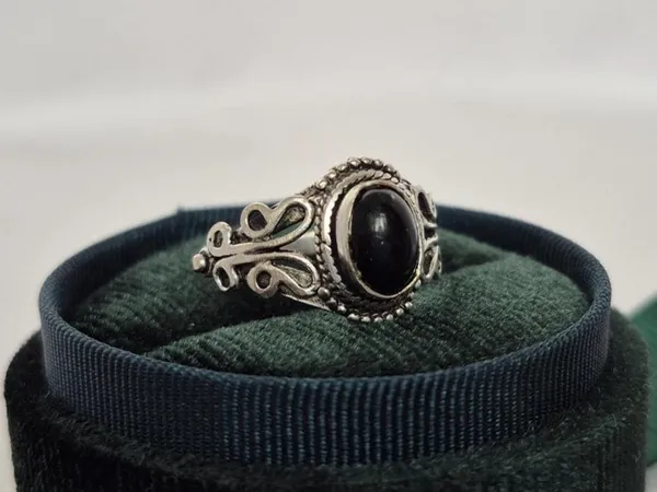 Black_Onyx_Stone_Handcrafted_Ring_For_Men