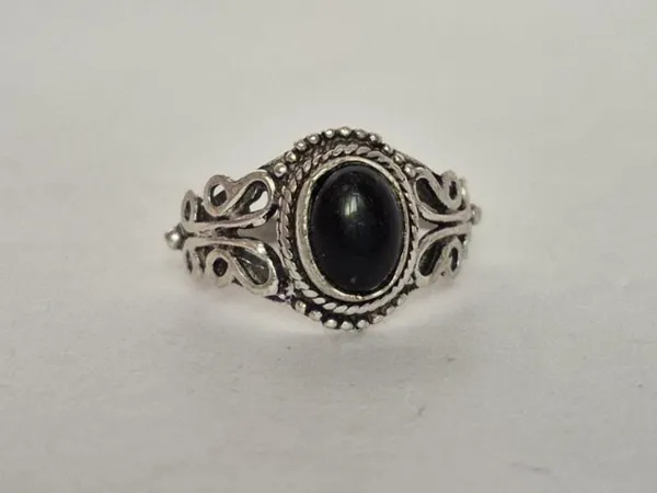 Black_Onyx_Stone_Handcrafted_Ring_For_Men