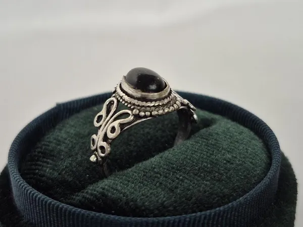 Black_Onyx_Stone_Handcrafted_Ring_For_Men