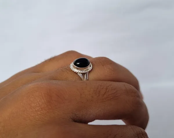 Black_Onyx_Stone_Handcrafted_Ring_For_Women