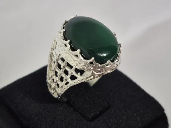 Green_Onyx_Stone_Handcrafted_Ring_For_Men