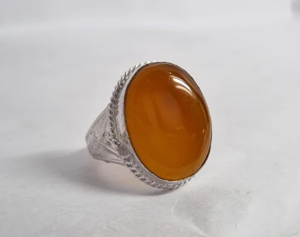 Yellow_Agate_Stone_Sword_Design_Ring_For_Men