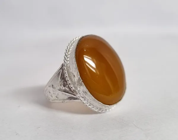 Yellow_Agate_Stone_Sword_Design_Ring_For_Men