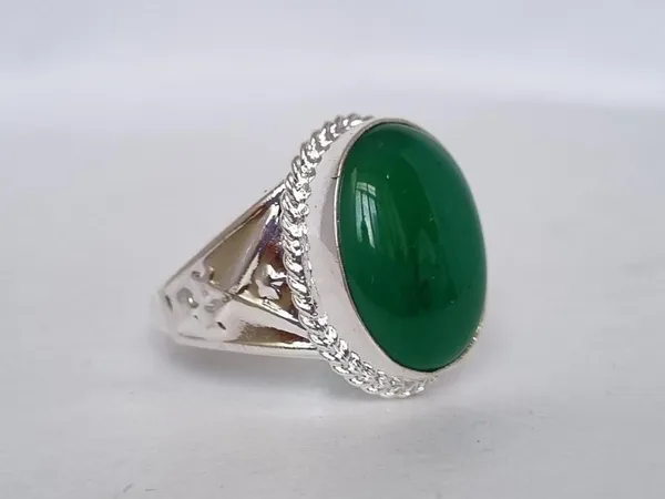 Green_Onyx_White_Metal_Sword_Design_Gemstone_Ring_For_Men