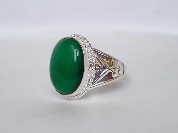 Green_Onyx_White_Metal_Sword_Design_Gemstone_Ring_For_Men
