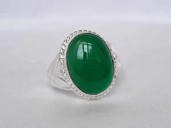 Green_Onyx_White_Metal_Sword_Design_Gemstone_Ring_For_Men