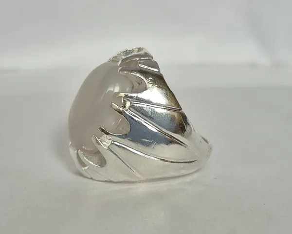 White_Agate_Stone_Handcrafted_Gemstone_Ring_For_Men