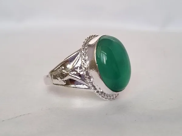Green_Onyx_White_Metal_Sword_Design_Ring_For_Men
