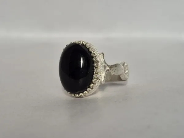 Black_Onyx_Stone_Handcrafted_Gemstone_Ring_For_Men