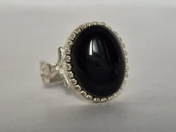 Black_Onyx_Stone_Handcrafted_Gemstone_Ring_For_Men