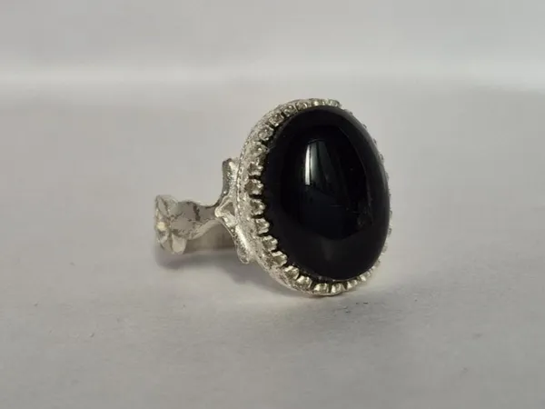 Black_Onyx_Stone_Handcrafted_Gemstone_Ring_For_Men