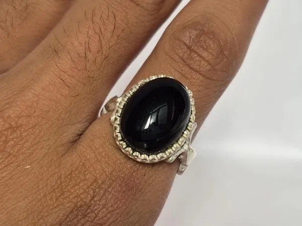 Black_Onyx_Stone_Handcrafted_Gemstone_Ring_For_Men