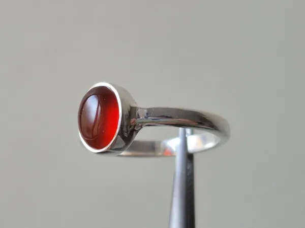 Red_Carnelian_Agate_(Aqeeq)_925_Sterling_Silver_Oval_Cabochon_Ring_For_Men