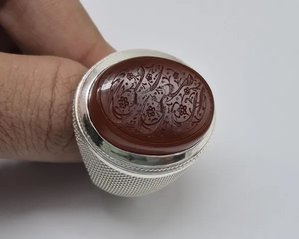 Red_Agate_Sterling_Silver_Arabic_Calligraphy_Ring_For_Men_,_Khamenei_Ring