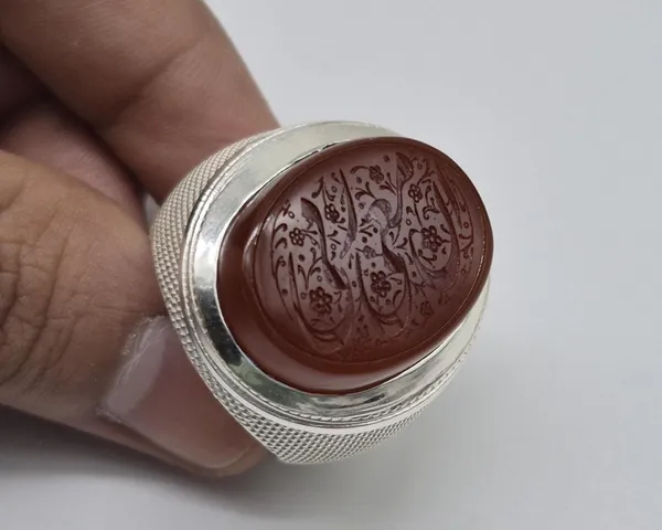 Red_Agate_Sterling_Silver_Arabic_Calligraphy_Ring_For_Men_,_Khamenei_Ring
