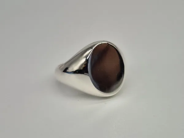 925Sterling_Silver_Oval_Signet_Ring_For_Men