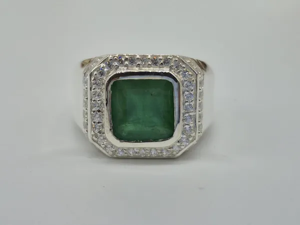 Green_Emerald_925_Sterling_Silver_Gemstone_Ring_For_Men
