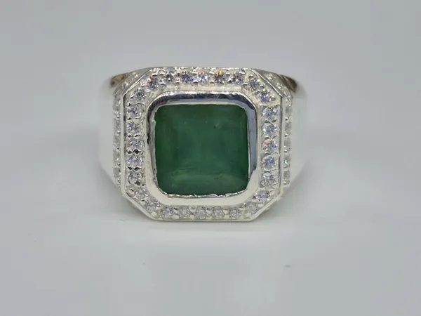 Green_Emerald_925_Sterling_Silver_Gemstone_Ring_For_Men