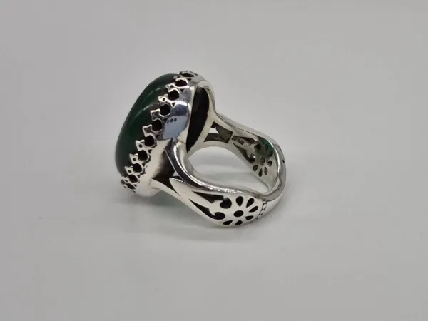 Green_Agate_Sterling_Silver_Quranic_Engraved_Ring_For_Men_,_Sabz_Aqeeq_Islamic_Ring_
