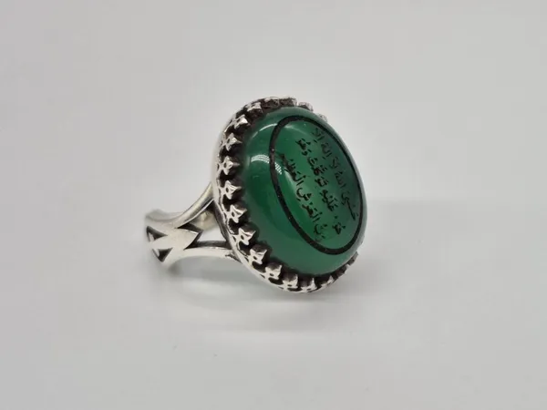 Green_Agate_Sterling_Silver_Quranic_Engraved_Ring_For_Men_,_Sabz_Aqeeq_Islamic_Ring_