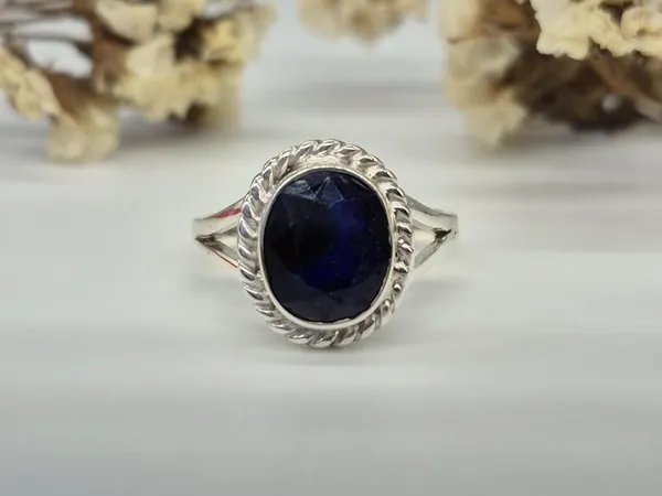 Blue_Sapphire_Sterling_Silver_Gemstone_Ring_For_Men