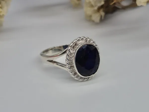 Blue_Sapphire_Sterling_Silver_Gemstone_Ring_For_Men