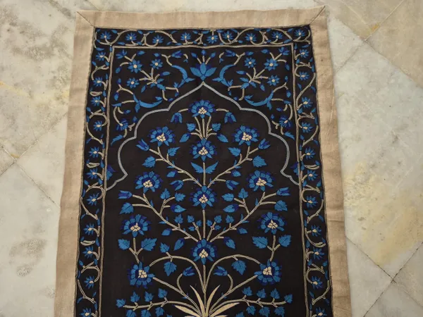 Silk_Mughal_Bohemian_Floral_Tree_Of_Life_Embroidered_Wall_Hanging
