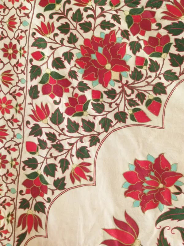 Cotton_Mughal_Floral_Embroidery_Tree_Of_Life_Wall_Hanging