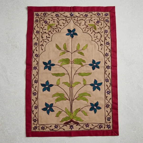 Silk_Mughal_Floral_Embroidery_Wall_Hanging