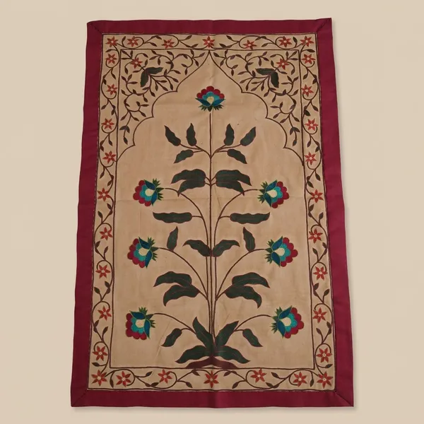 Silk_Cotton_Mughal_Floral_Embroidery_Wall_Hanging