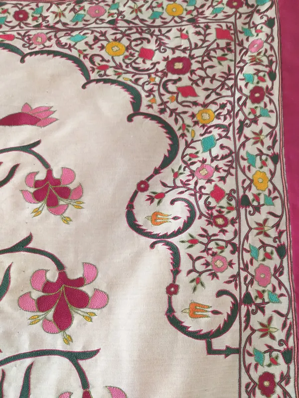 Silk_Mughal_Embroidered_Tree_Of_Life_Wall_Hanging