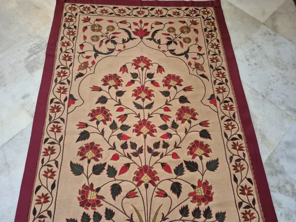Silk_Mughal_Floral_Vase_Silk_Thread_Embroidered_Wall_Hanging