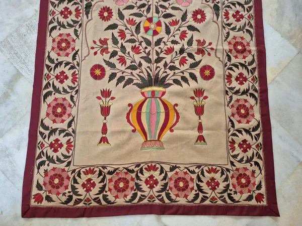 Silk_Mughal_Floral_Handmade_Embroidery_Wall_Hanging