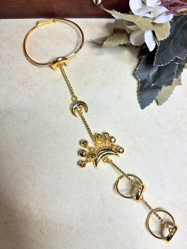 Gold_Plated_Chand_Ghungroo_Hathphool_Kashmiri_Bangle_Bracelet_Set