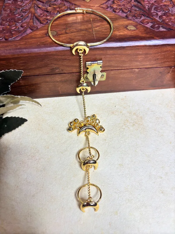 Gold_Plated_Chand_Ghungroo_Hathphool_Kashmiri_Bangle_Bracelet_Set