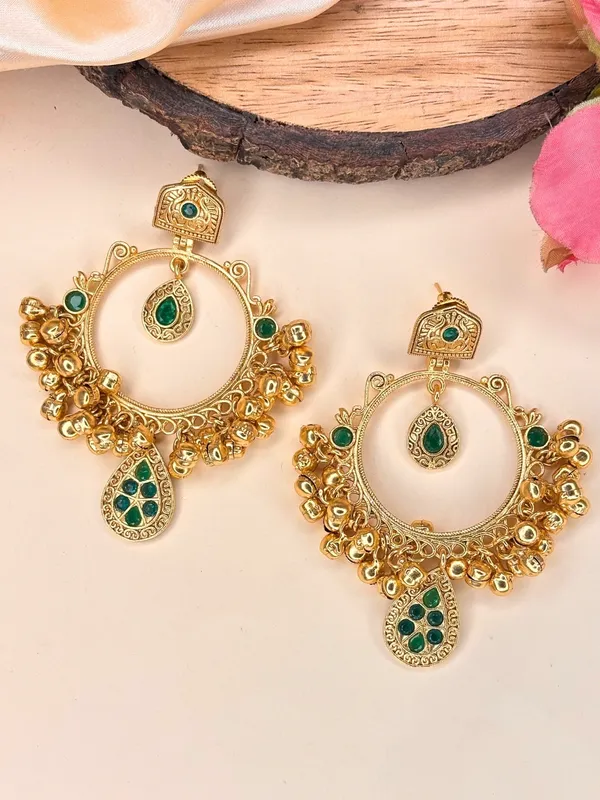Gold-Plated_Green_Kundan_Ghungroo_Statement_Earrings