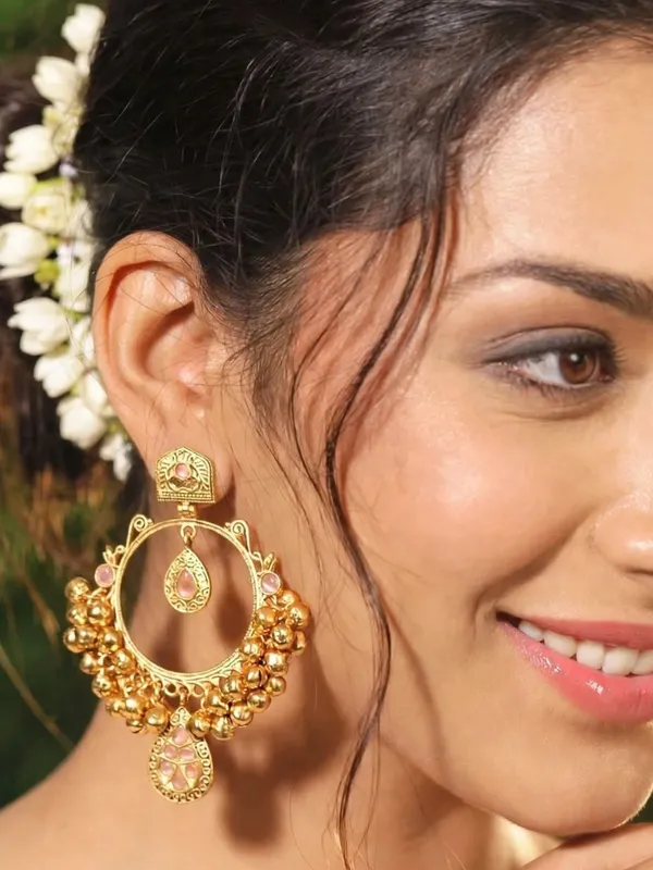 Gold-Plated_Pink_Kundan_Ghungroo_Statement_Earrings