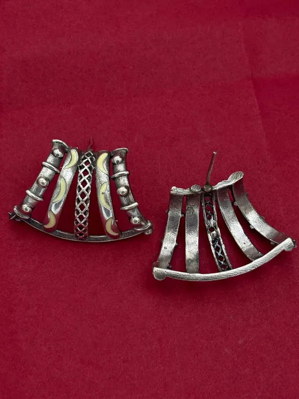 Oxidised_Silver-Plated_Crescent_Design_Studs_Earrings