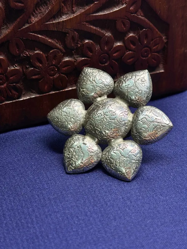 Women_Oxidised_Silver-Plated_Floral_Statement_Ring