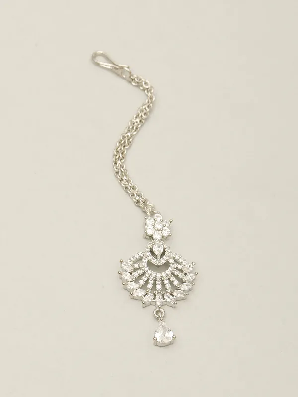 Rhodium-Plated_Cubic_Zirconia_Studded_Maang_Tikka_Head_Jewellery