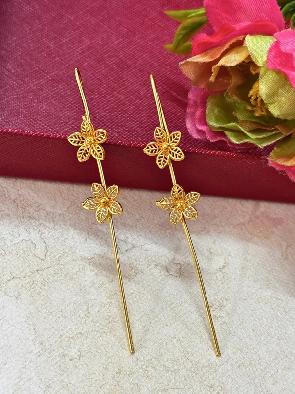 Contemporary_Gold-Plated_Flower_Ear_Cuff_Bugadi_Earrings