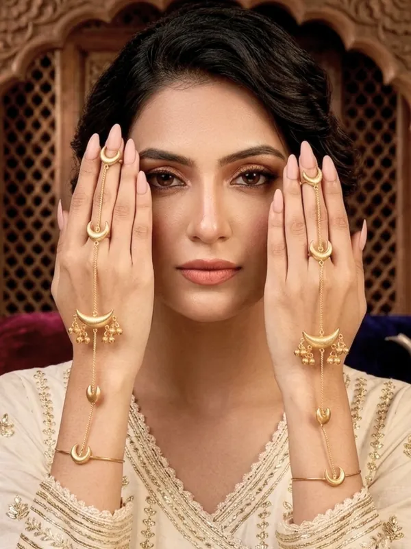Gold_Plated_Chand_Ghungroo_Hathphool_Kashmiri_Bangle_Bracelet_Set