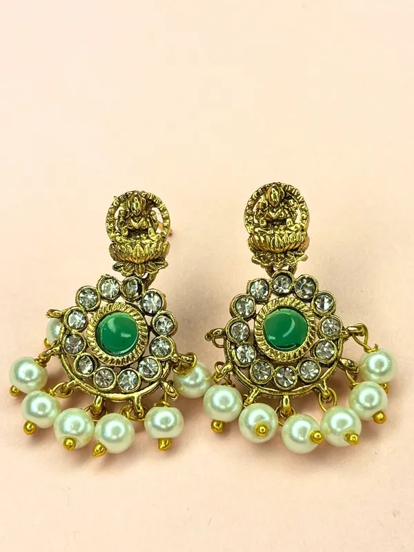 Gold-Plated_Green_Stone_And_Kundan_Studded_Lakshmi_Temple_Necklace_Jewellery_Set