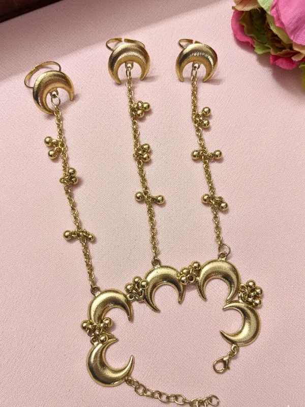 Gold_Plated_Hathphool_Ring_Bracelet
