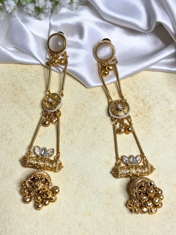 Gold-Plated_Pearl_Studded_Kundan_Long_Chain_Kashmiri_Jhumka_Earrings