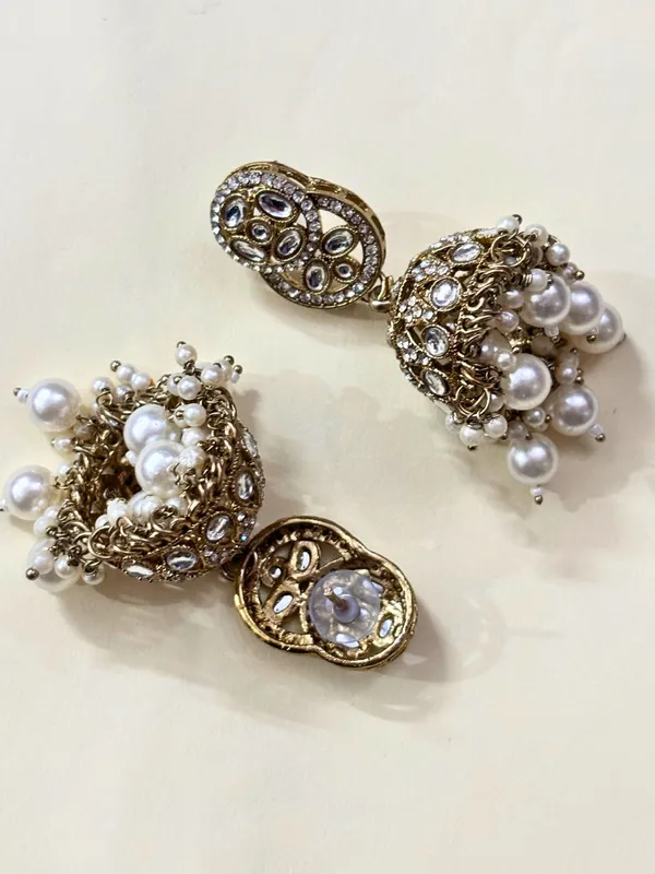 Gold-Plated_Kundan_-Studded_&_Beaded_Studded_Bridal_Jewellery_Set